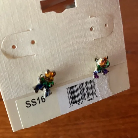 NWT!! Rainbow Frog Post Earrings - Picture 5 of 5